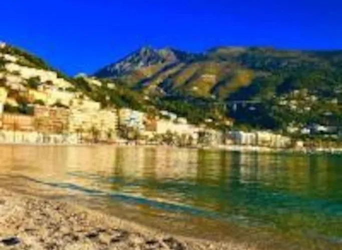 Le Palmero Centre Ville, Plage, Clim מנטון