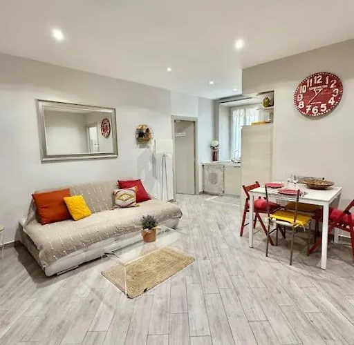 Le Palmero Centre Ville, Plage, Clim * מנטון