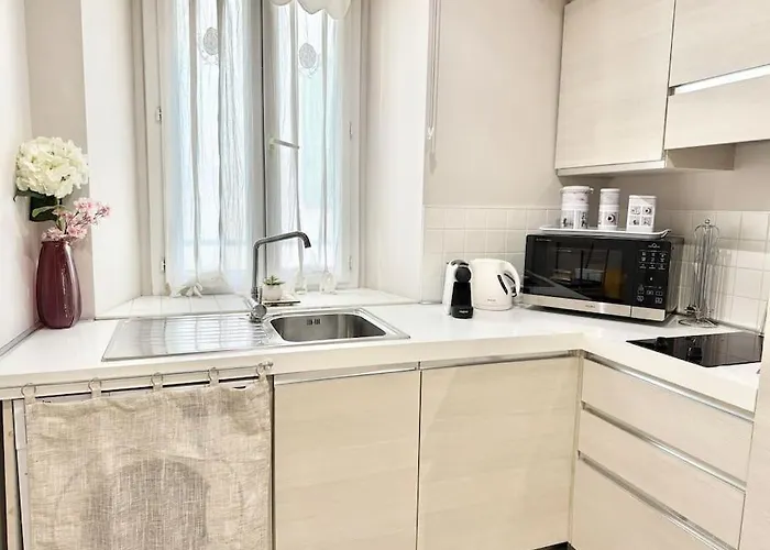 Appartement Le Palmero Centre Ville, Plage, Clim Menton